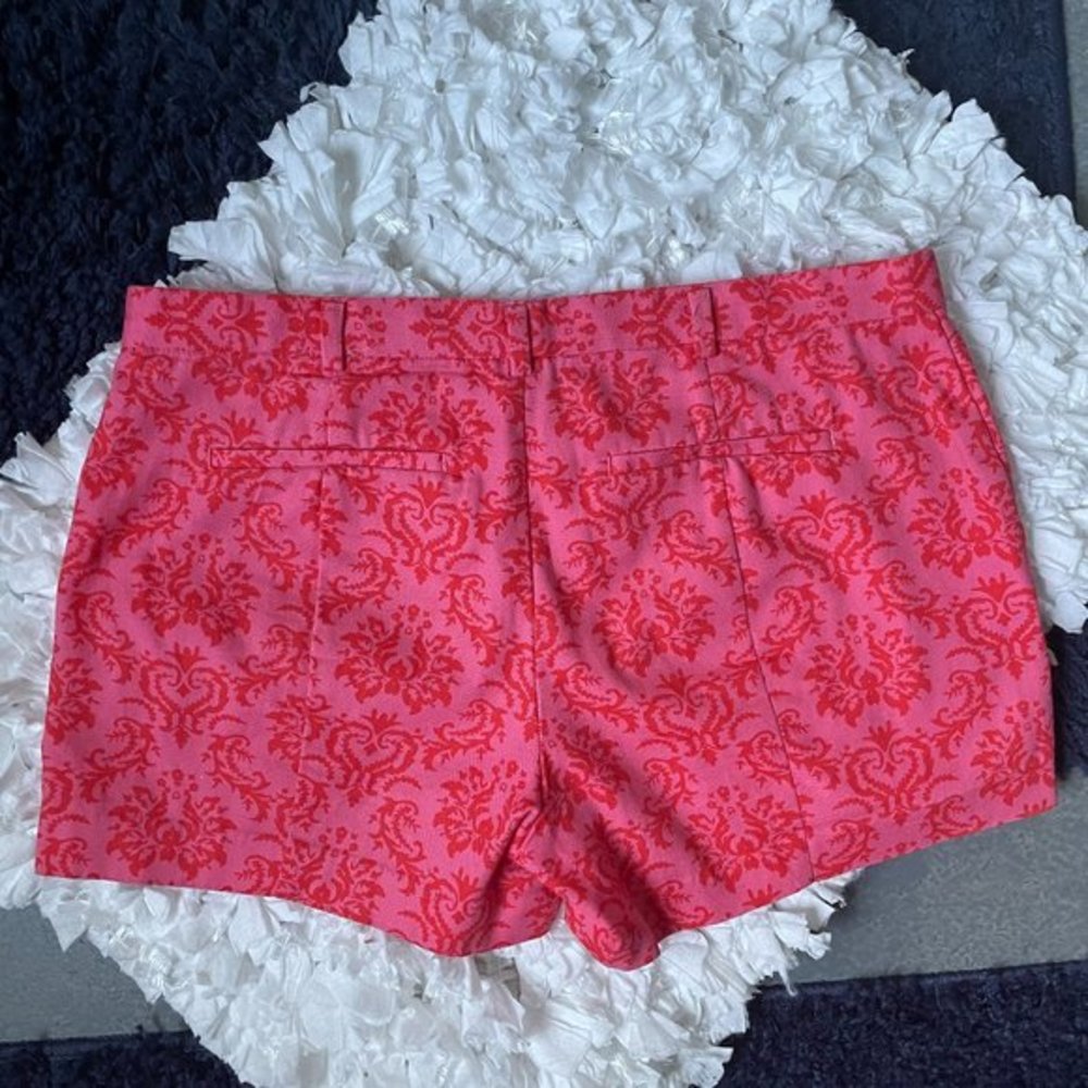 GAP Shorts - Picture 3 of 3